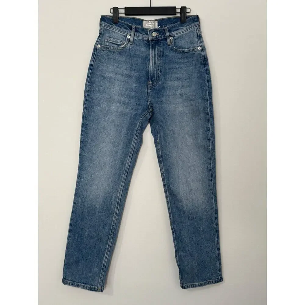 Everlane step into